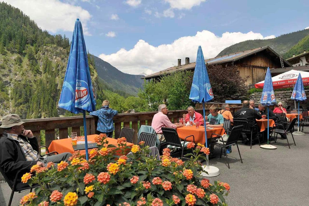 Gasthaus Alpenrose Gramais 外观 照片